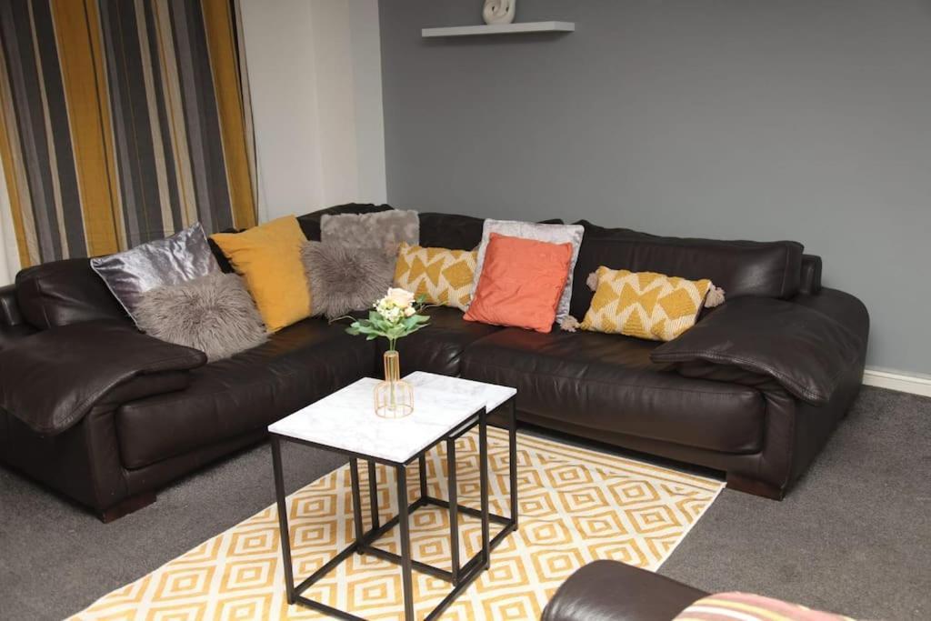 Luxury 4 Bed House In Hébergement de vacances