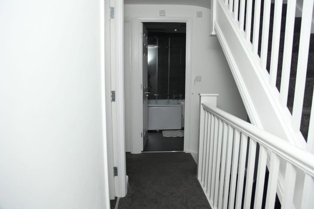 Luxury 4 Bed House In Casa vacanze *