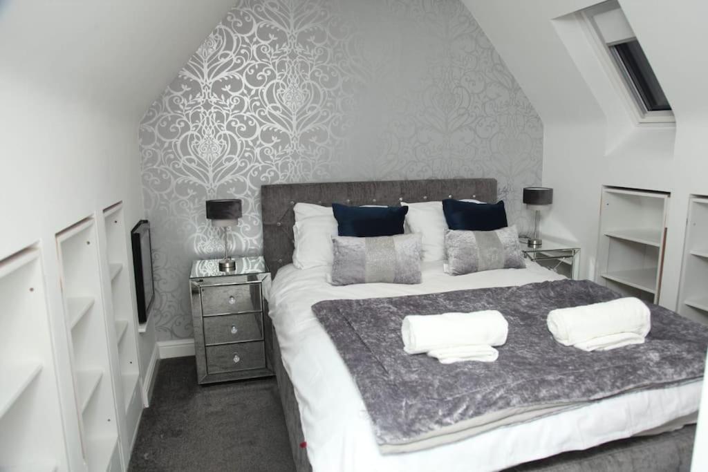 Casa vacanze Luxury 4 Bed House In Swindon